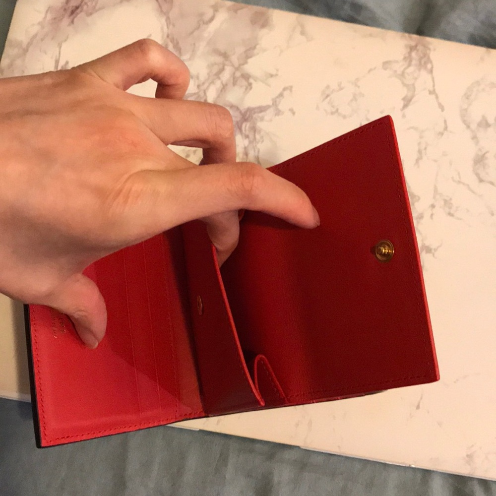 100% Authentic Vintage Celine Trifold Grained Wallet - Picture 4 of 14